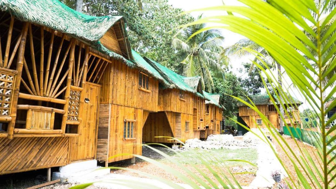 Nirvana Resort & Dive Centre - Моалбоал Екстер'єр фото