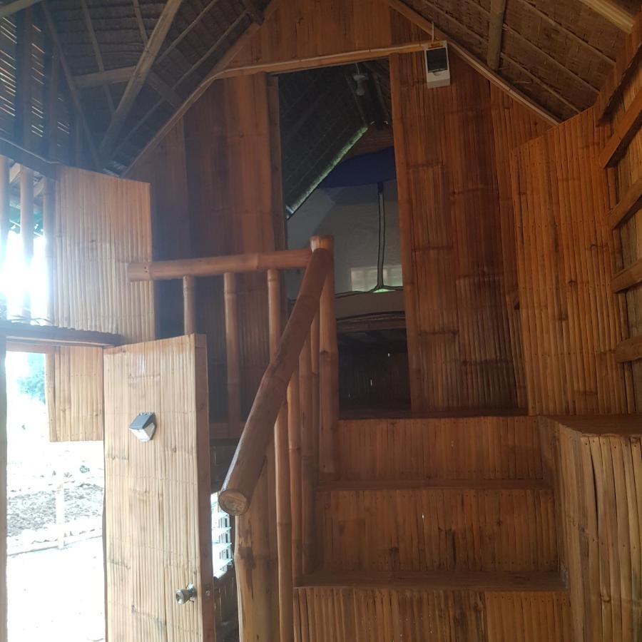 Nirvana Resort & Dive Centre - Моалбоал Екстер'єр фото